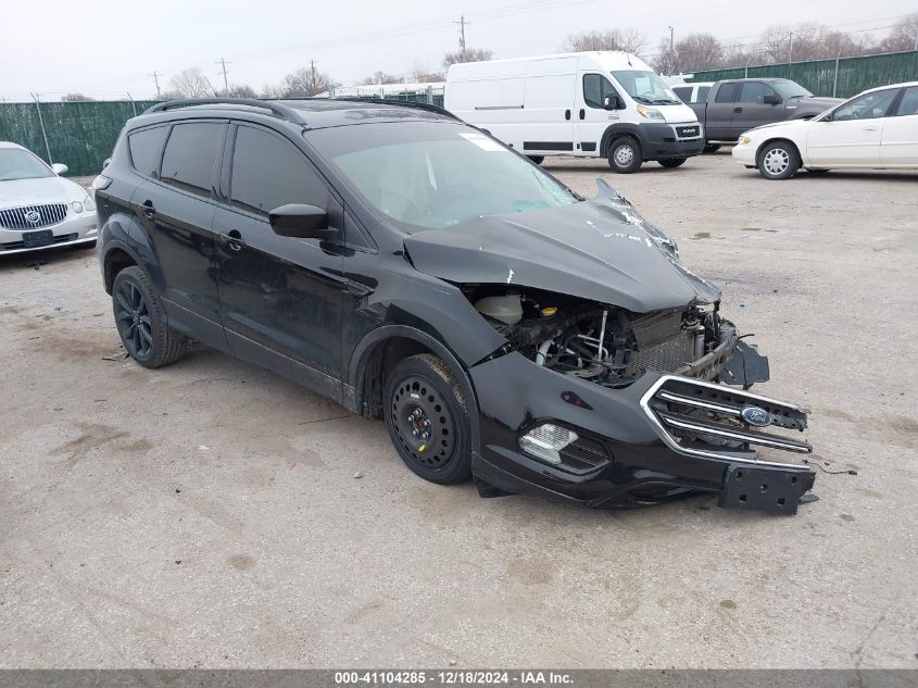 VIN 1FMCU0GD9HUB99611 2017 Ford Escape, SE no.1