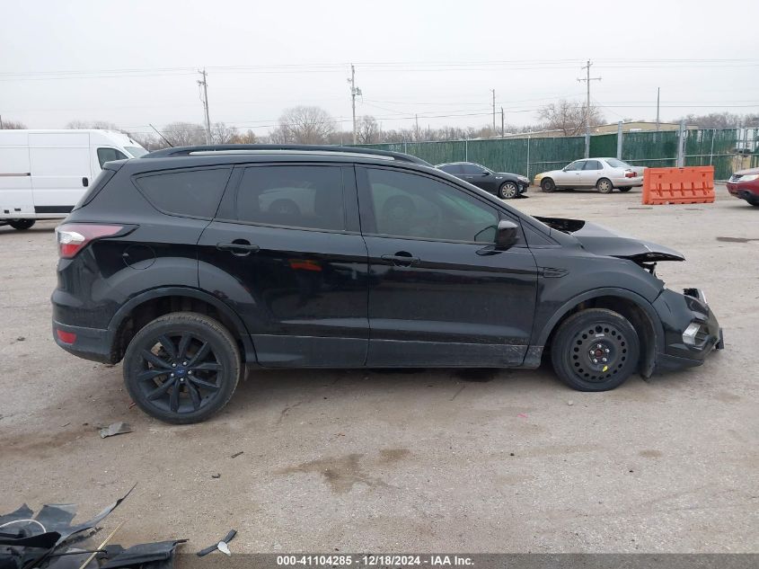 VIN 1FMCU0GD9HUB99611 2017 Ford Escape, SE no.13