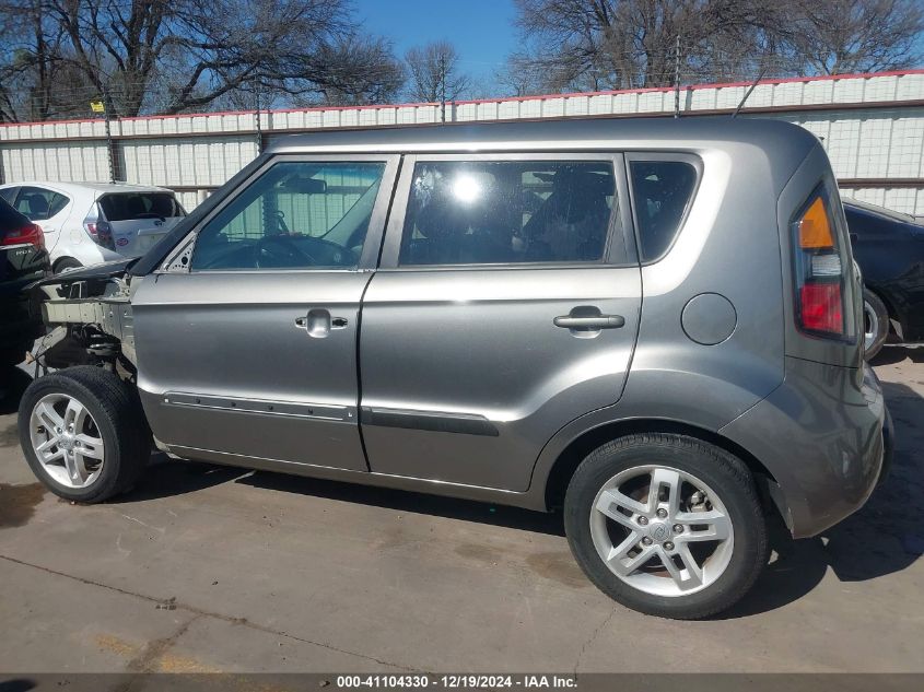 2011 Kia Soul + VIN: KNDJT2A2XB7227293 Lot: 41104330