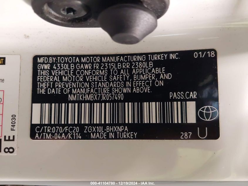VIN NMTKHMBX7JR057490 2018 TOYOTA C-HR XLE