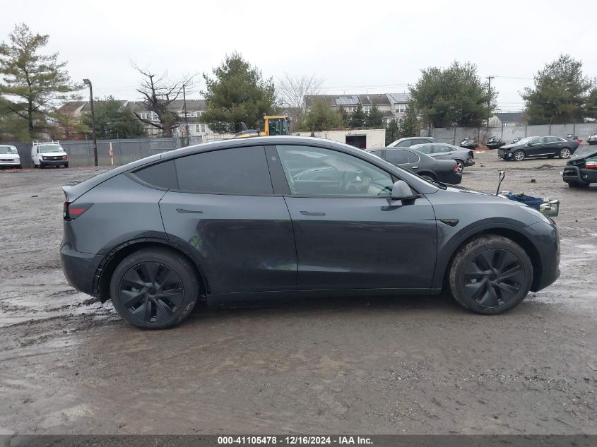 2024 Tesla Model Y Long Range Dual Motor All-Wheel Drive VIN: 7SAYGDEE6RA329410 Lot: 41105478