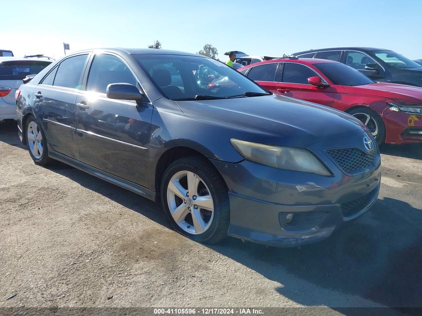 2011 TOYOTA CAMRY