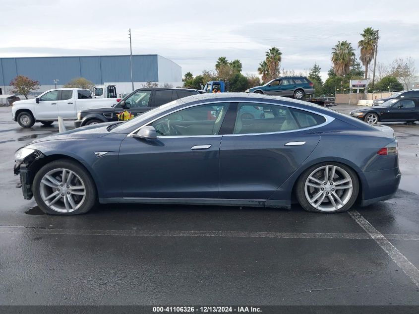 2015 Tesla Model S 70D/85D/P85D VIN: 5YJSA1H28FFP75769 Lot: 41106326