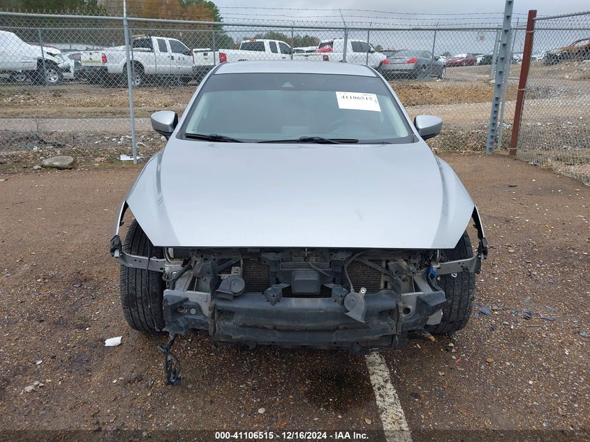 2018 MAZDA MAZDA3 TOURING - 3MZBN1V32JM201543