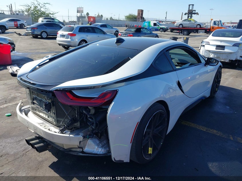 Vin: wby2z2c59gv675312, lot: 41596676, bmw i8 20164