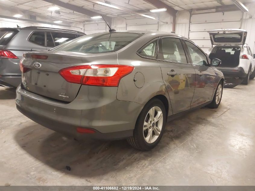 VIN 1FADP3F24EL417883 2014 Ford Focus, SE no.4