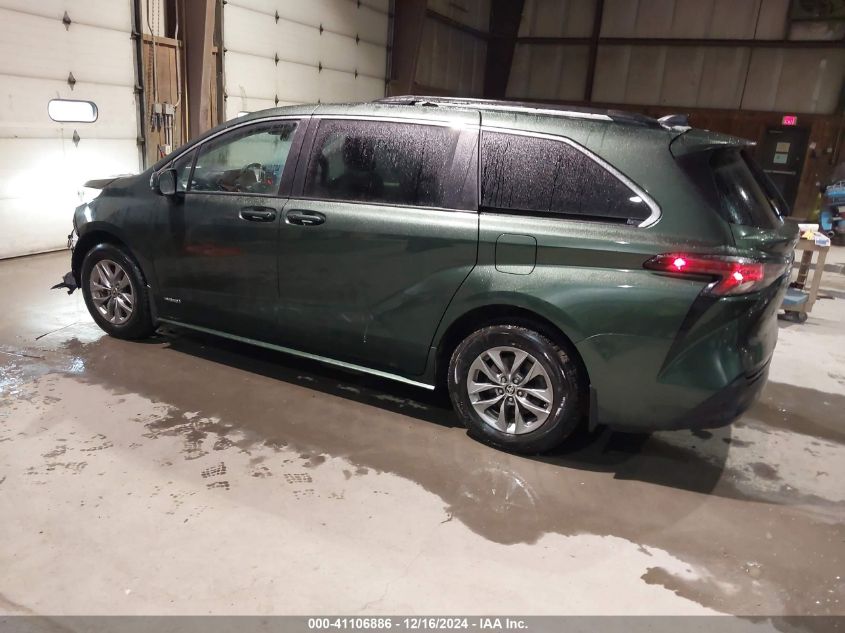 VIN 5TDKRKEC1MS071059 2021 Toyota Sienna, LE no.3