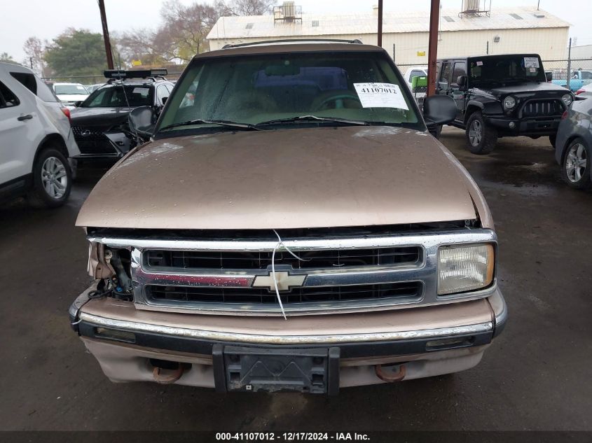 1996 Chevrolet Blazer VIN: 1GNDT13W1T2225106 Lot: 41107012