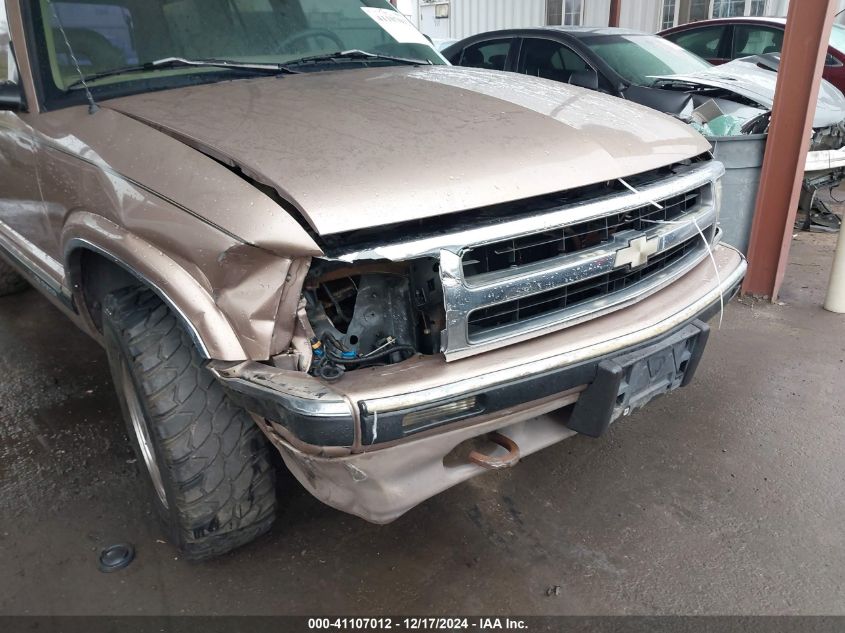 1996 Chevrolet Blazer VIN: 1GNDT13W1T2225106 Lot: 41107012