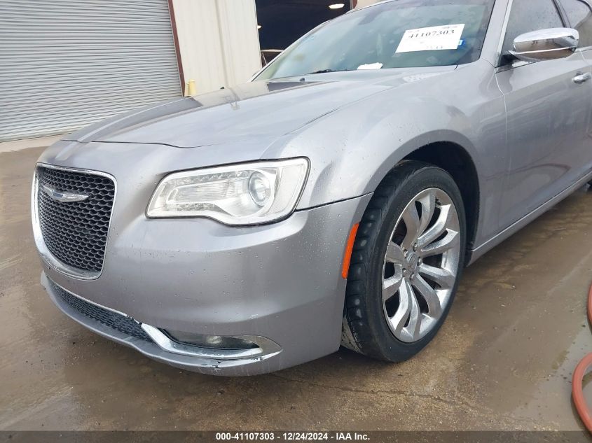 VIN 2C3CCAEG9JH127203 2018 Chrysler 300, Limited no.6