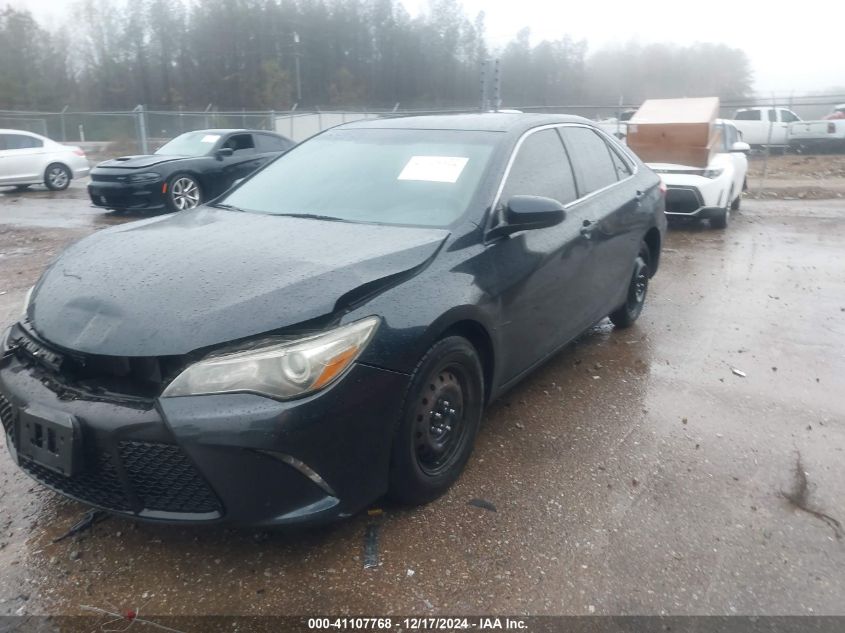 VIN 4T1BF1FK7FU962878 2015 Toyota Camry, SE no.17