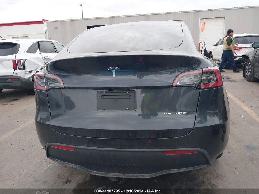 2024 Tesla Model Y Long Range Dual Motor All-Wheel Drive VIN: 7SAYGAEE8RF210386 Lot: 41107795