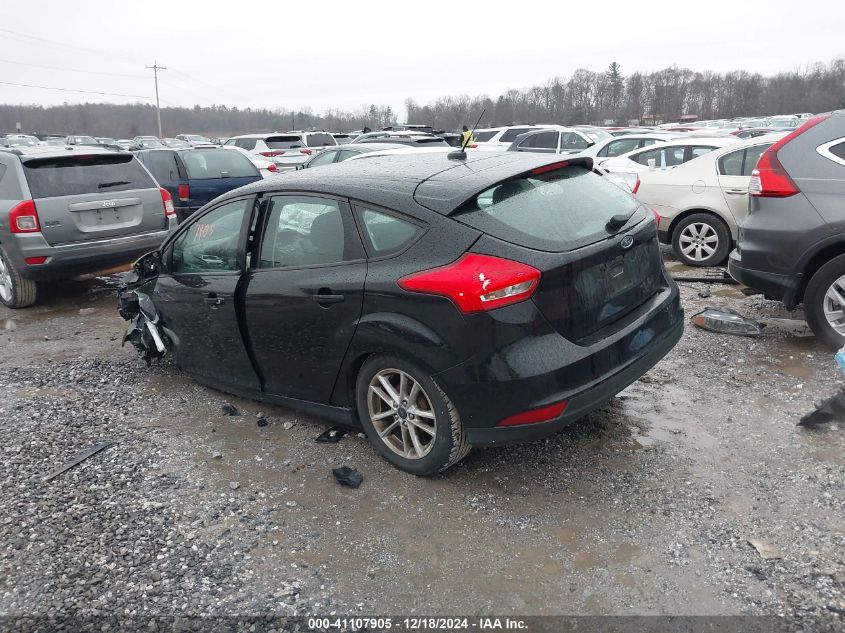 VIN 1FADP3K23HL263984 2017 Ford Focus, SE no.3