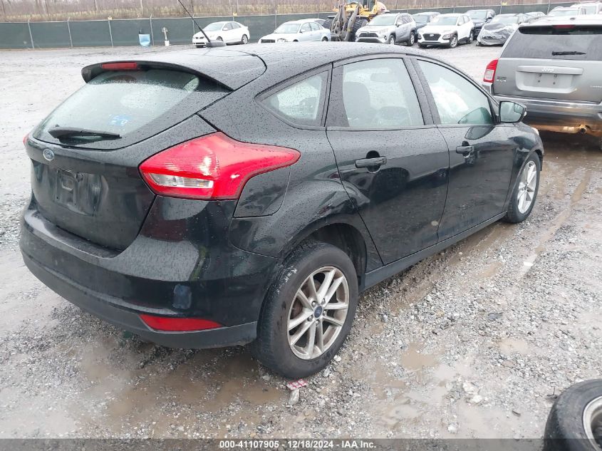 VIN 1FADP3K23HL263984 2017 Ford Focus, SE no.4