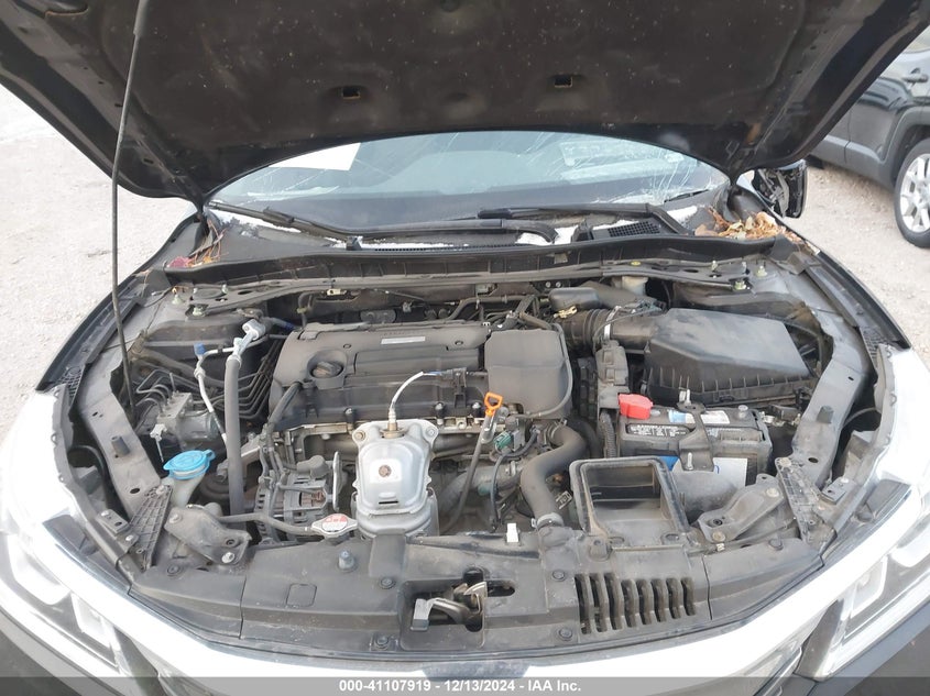 2017 HONDA ACCORD VIN: 1HGCR2F72HA266257