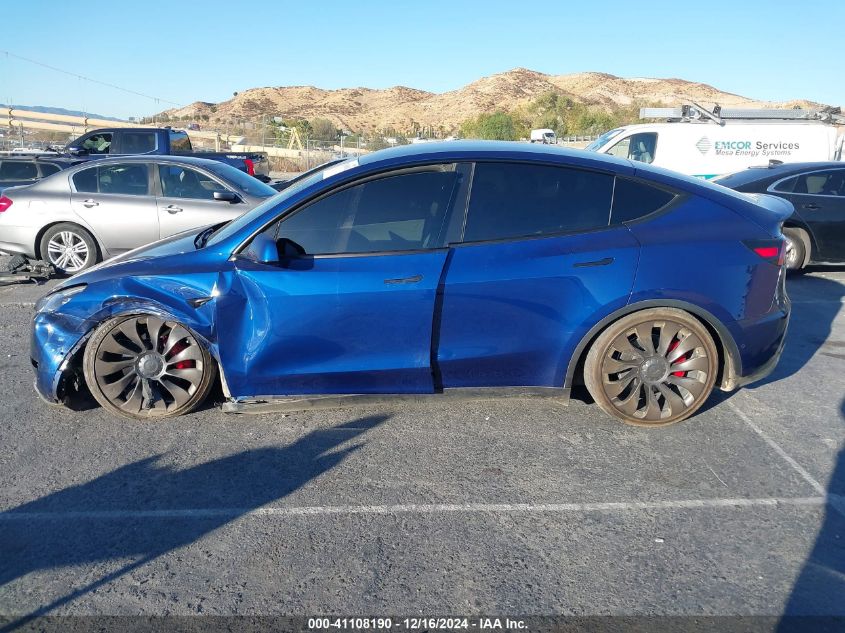 2020 Tesla Model Y Long Range Dual Motor All-Wheel Drive/Performance Dual Motor All-Wheel Drive VIN: 5YJYGDEF0LF014800 Lot: 41108190