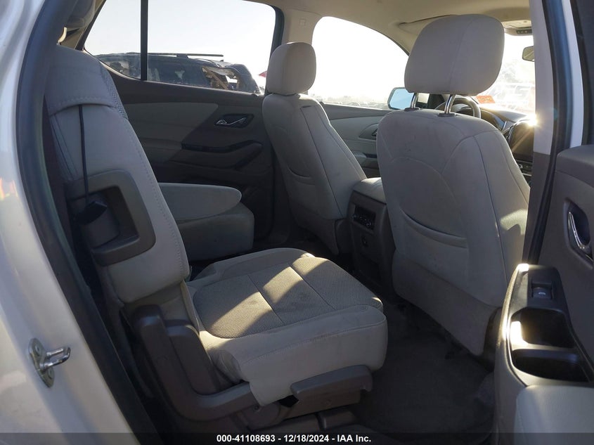 2018 Chevrolet Traverse 1Lt VIN: 1GNERGKWXJJ261998 Lot: 41108693