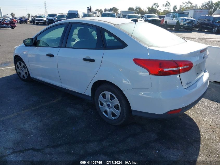 VIN 1FADP3E28JL260595 2018 FORD FOCUS no.3