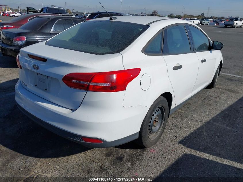 VIN 1FADP3E28JL260595 2018 FORD FOCUS no.4