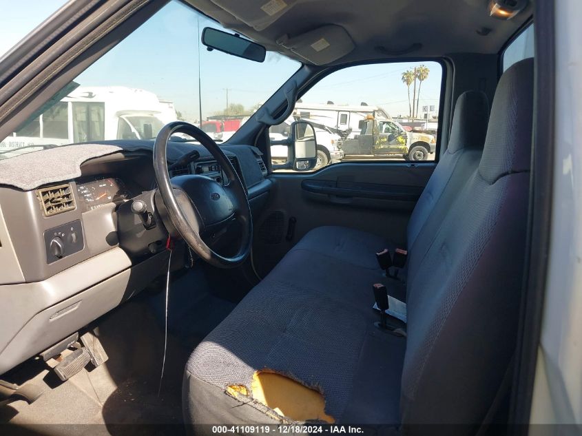 2002 Ford F-450 Chassis Xl/Xlt VIN: 1FDXF46F72FCB1456 Lot: 41109119