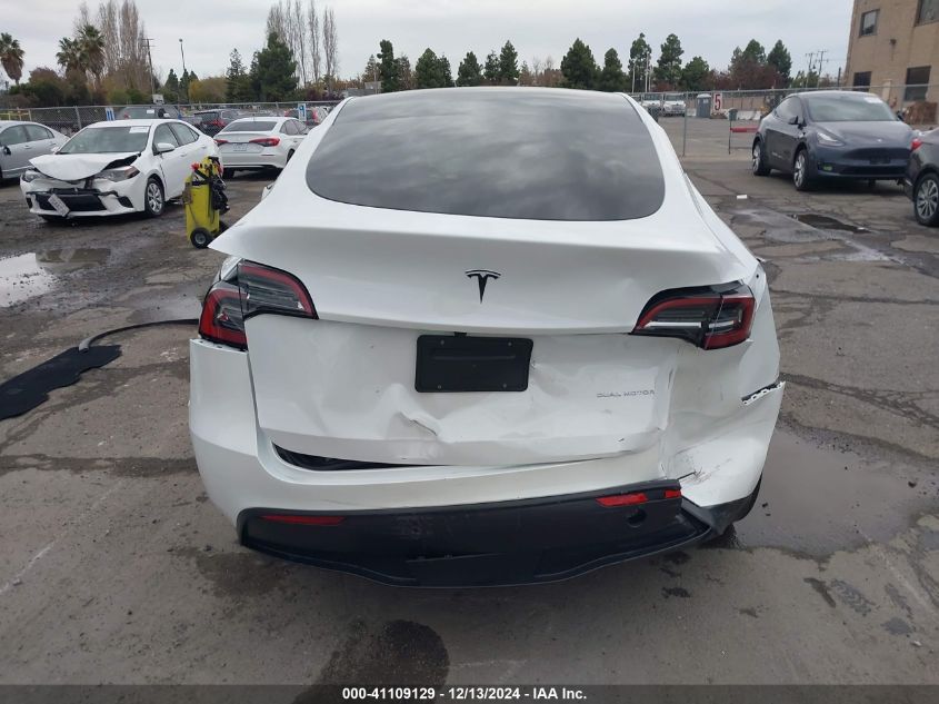 2024 Tesla Model Y Long Range Dual Motor All-Wheel Drive VIN: 7SAYGDEE2RF067730 Lot: 41109129