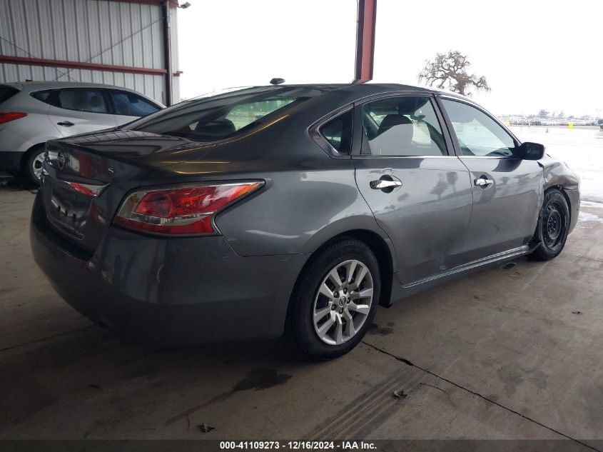 VIN 1N4AL3AP8FC252519 2015 NISSAN ALTIMA no.4