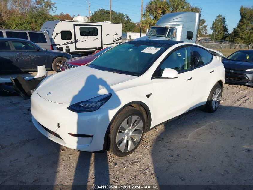 VIN 5YJYGDEE4MF259589 2021 TESLA MODEL Y no.2