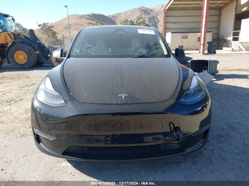 2023 Tesla Model Y Performance Dual Motor All-Wheel Drive VIN: 7SAYGDEF4PF880220 Lot: 41109588