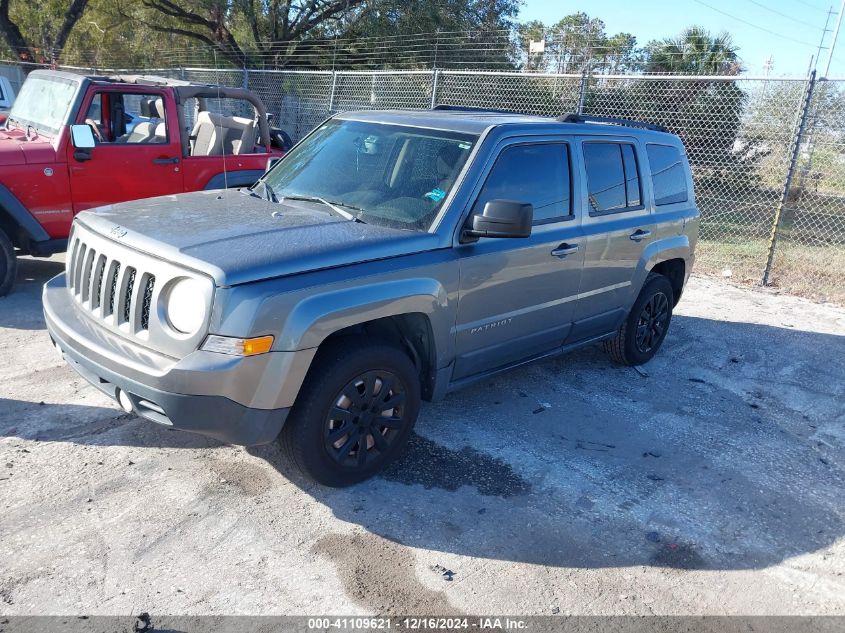 VIN 1C4NJPBAXDD234971 2013 Jeep Patriot, Sport no.2