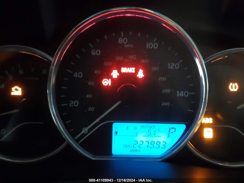 2014 TOYOTA COROLLA LE - 2T1BURHE5EC067045