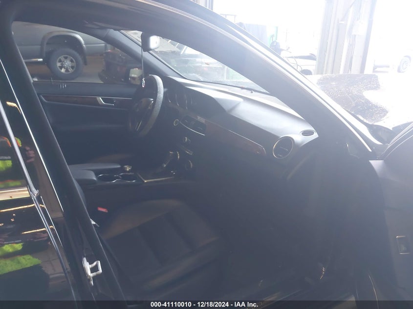 2014 MERCEDES-BENZ C 250 VIN: WDDGF4HBXEG230420