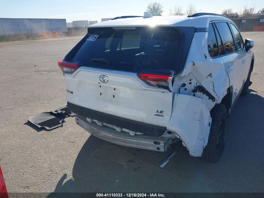 VIN: 2T3G1RFVXMC218274 2021 TOYOTA RAV4 LE