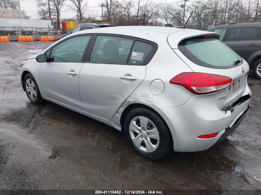 VIN KNAFK5A89H5678442 2017 KIA Forte, LX no.3