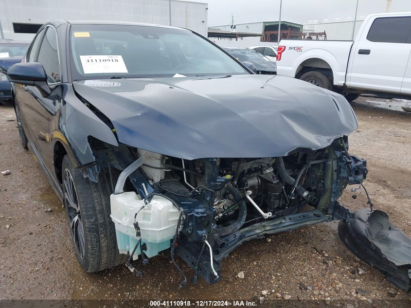 2018 TOYOTA CAMRY SE - 4T1B11HKXJU580722