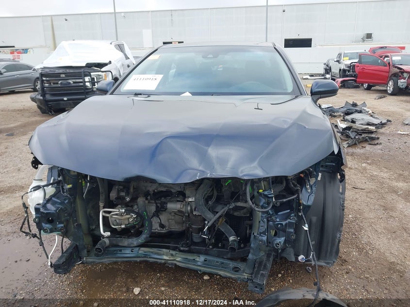2018 TOYOTA CAMRY SE - 4T1B11HKXJU580722