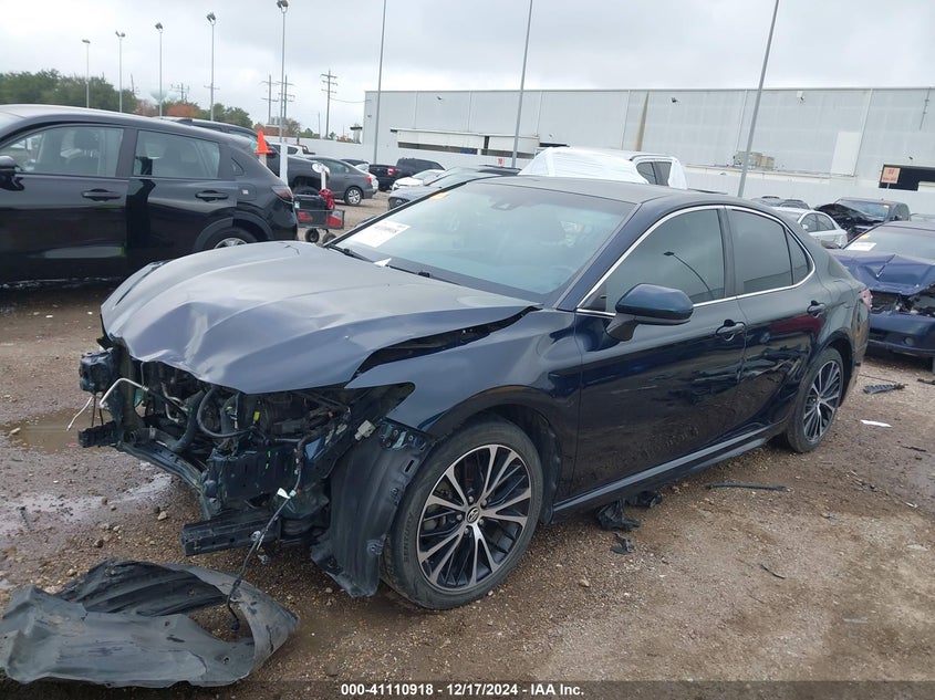 2018 TOYOTA CAMRY SE - 4T1B11HKXJU580722