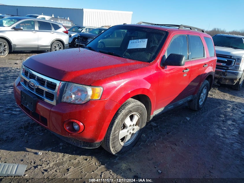 Vin: 1fmcu0dg2akc67537, lot: 41601714, ford escape xlt 20102
