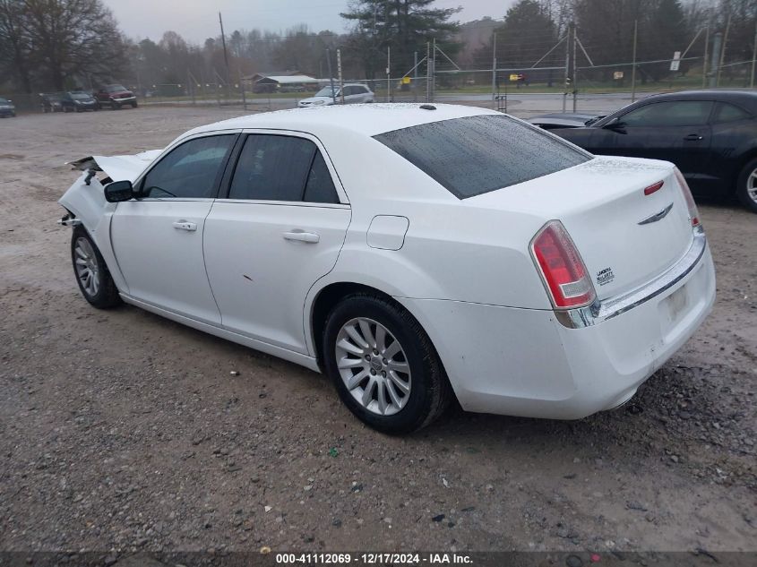 VIN 2C3CCAAG2EH119178 2014 Chrysler 300 no.3