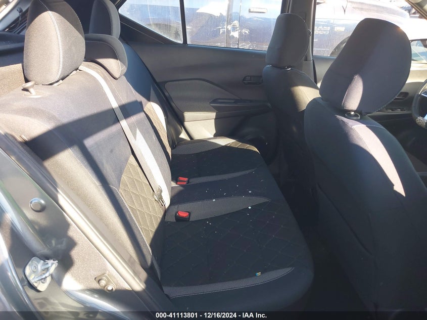VIN 3N1CP5CU1JL519019 2018 NISSAN KICKS S