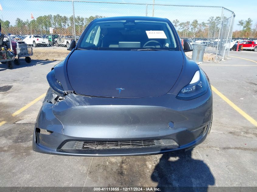 2023 Tesla Model Y Awd/Long Range Dual Motor All-Wheel Drive VIN: 7SAYGDEE0PF881601 Lot: 41113855