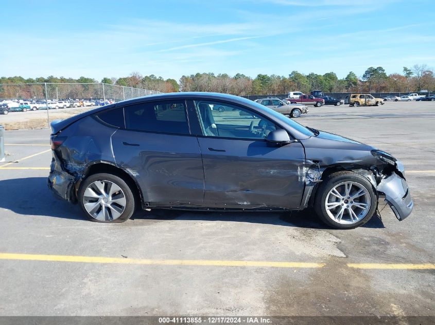 2023 Tesla Model Y Awd/Long Range Dual Motor All-Wheel Drive VIN: 7SAYGDEE0PF881601 Lot: 41113855