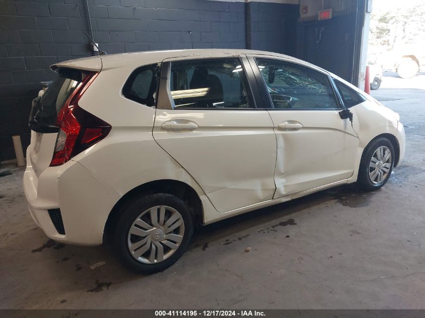 VIN 3HGGK5H5XHM708367 2017 Honda Fit, LX no.4