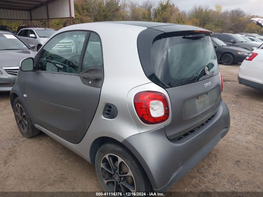 VIN WMEFJ5DA0GK056480 2016 SMART FORTWO no.3