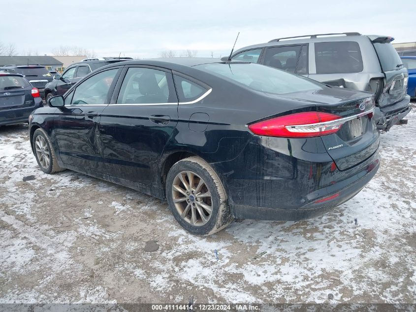 VIN 3FA6P0H73HR369007 2017 Ford Fusion, SE no.3