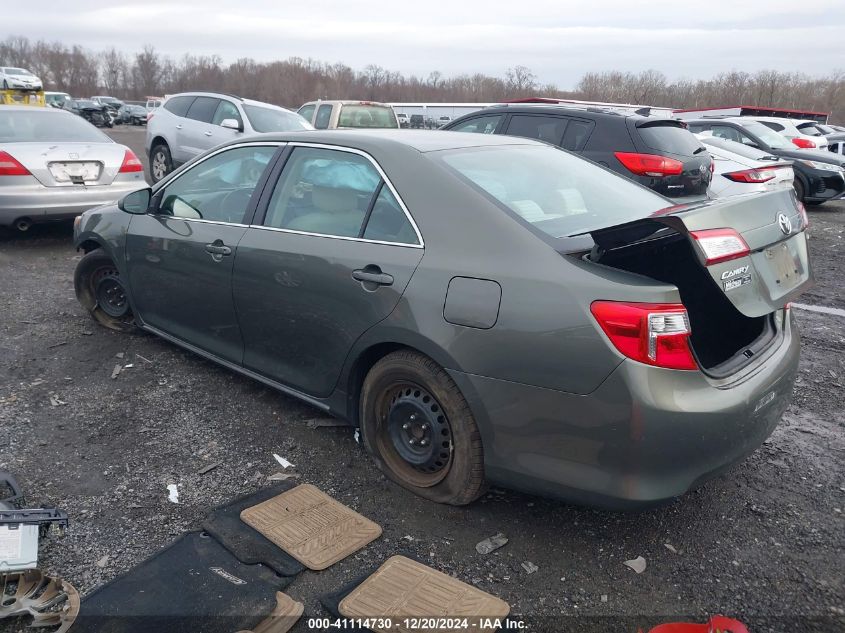 VIN 4T4BF1FK2ER437781 2014 Toyota Camry, LE no.3