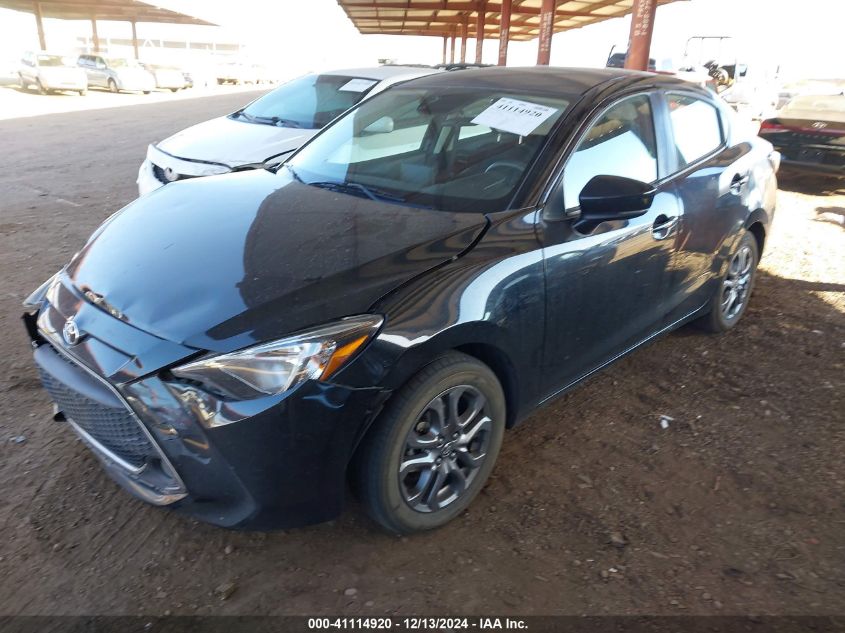 VIN 3MYDLBYV3KY514536 2019 Toyota Yaris, LE no.2