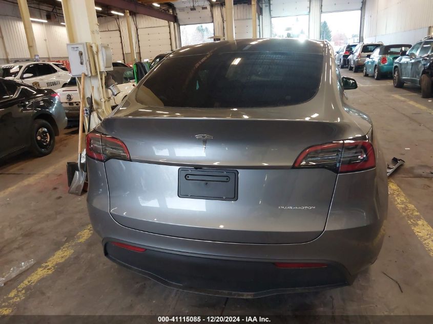 2024 Tesla Model Y Long Range Dual Motor All-Wheel Drive VIN: 7SAYGAEEXRF170814 Lot: 41115085