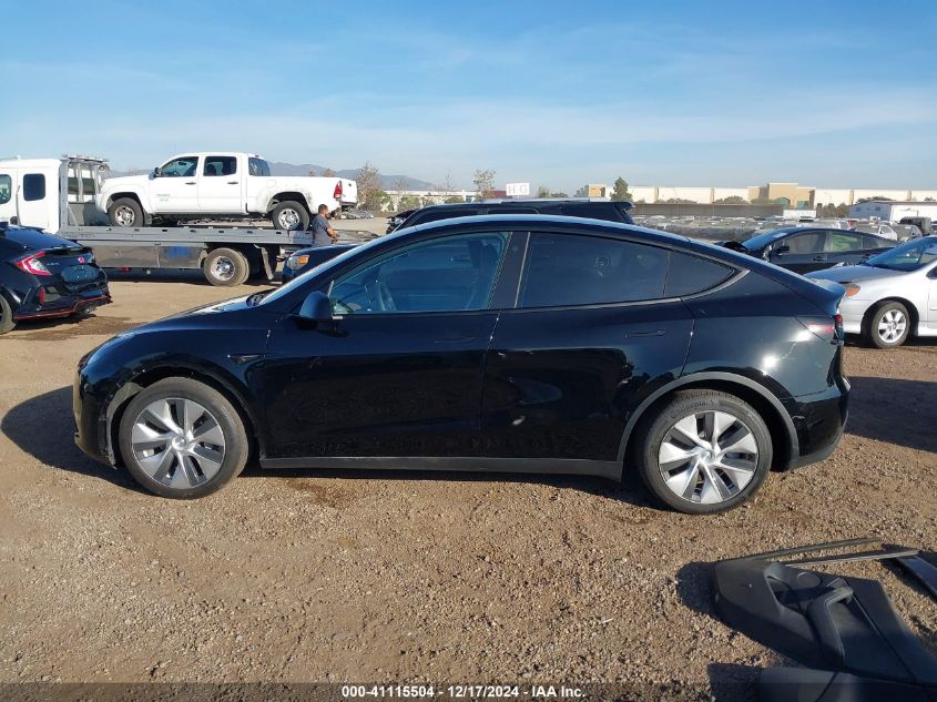 2022 Tesla Model Y Long Range Dual Motor All-Wheel Drive VIN: 7SAYGDEE0NF365168 Lot: 41115504