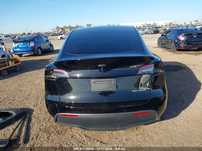 2022 Tesla Model Y Long Range Dual Motor All-Wheel Drive VIN: 7SAYGDEE0NF365168 Lot: 41115504