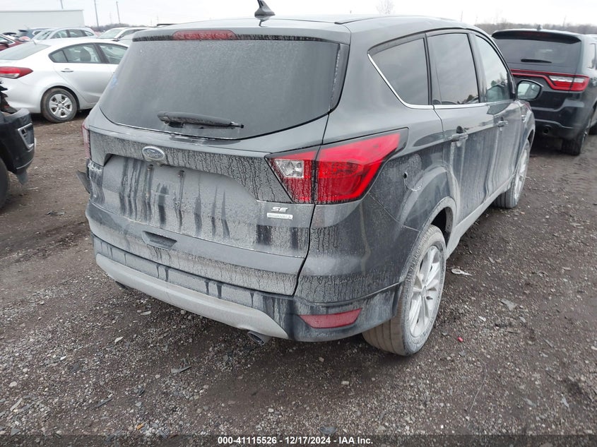 VIN 1FMCU0GD1KUC01648 2019 FORD ESCAPE SE